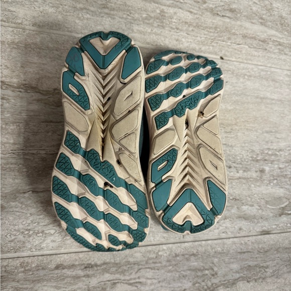 Hoka Clifton 8 Tiffany Green Running Shoes - Picture 11 of 12